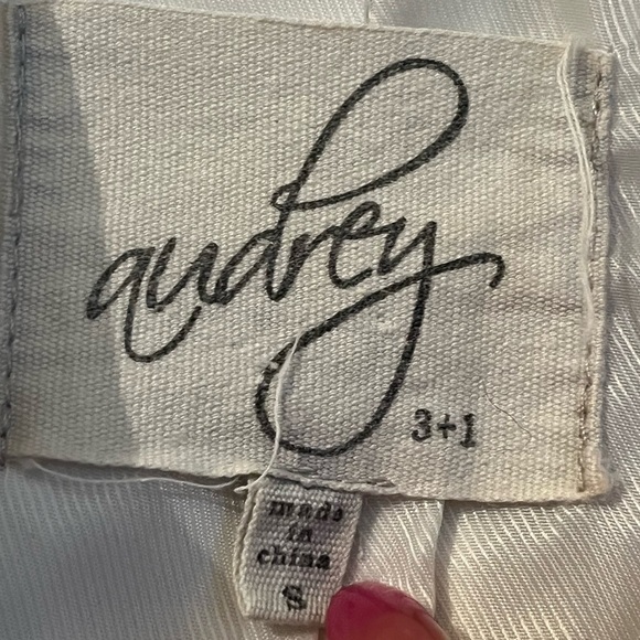 Audrey 3+1 Cream Blazer 3/4 ruched sleeve 1 button Sz S Women - Picture 11 of 12